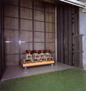 連絡リフト