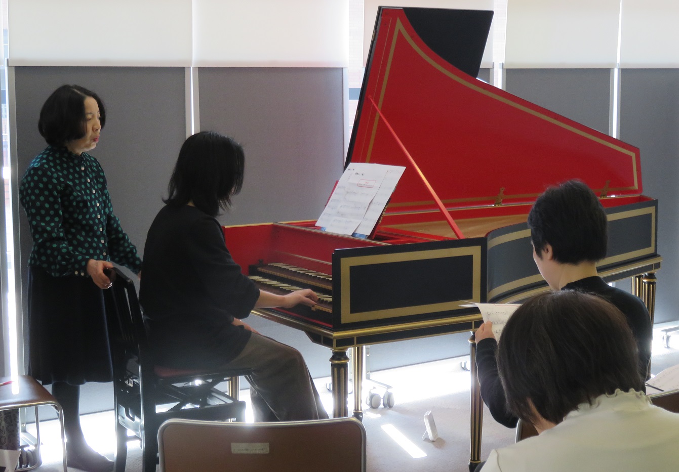 ALT=”呉信用金庫ホール チェンバロ体験講座”